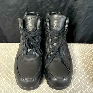 Men’s Nike Air Goadome ACG .